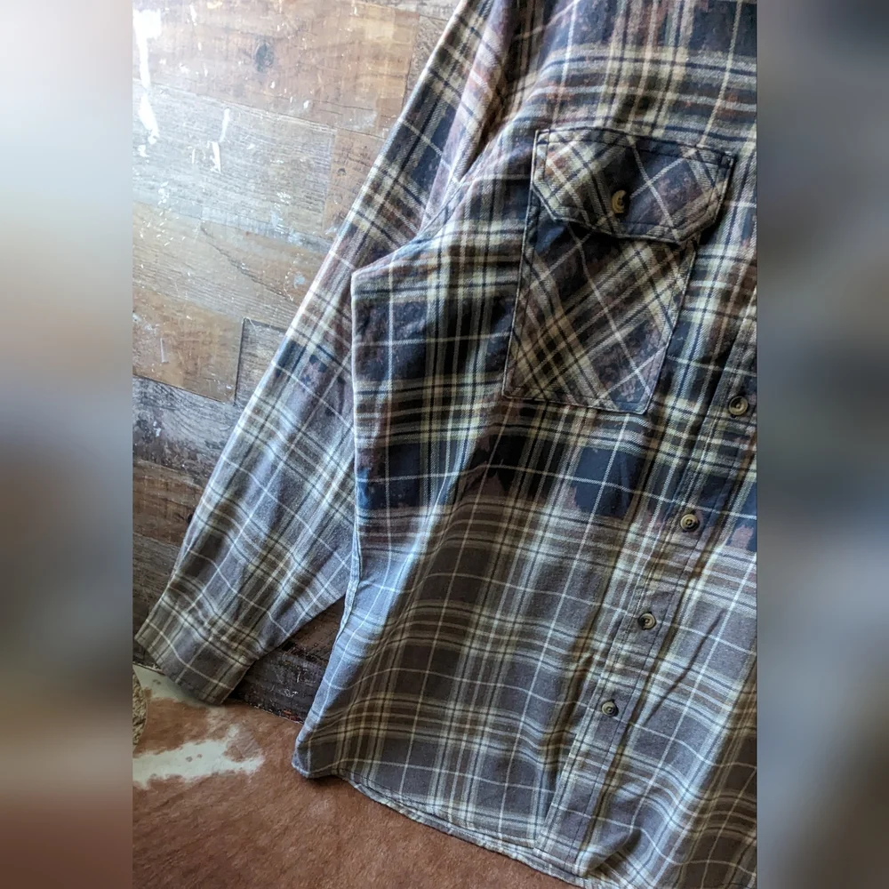 NWT Upcycled Handcrafted Dip Dyed Bleached Flannel Shirt Nashville - Picture 13 of 13